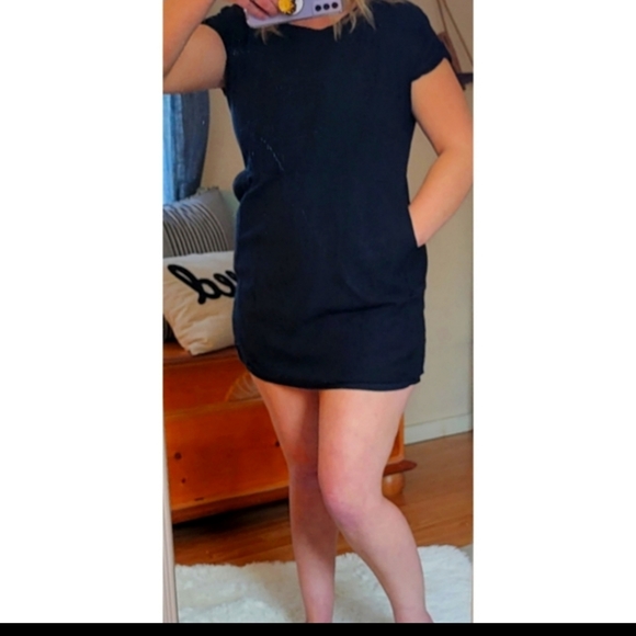 Abercrombie and Fitch Black Dress - Picture 2 of 4